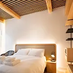 Noro Plaza 4*