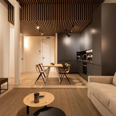 Noro Plaza Ξενοδοχείο με διαμερίσματα 4*