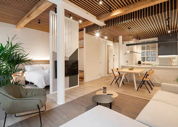 Aparthotel Noro Plaza 4*